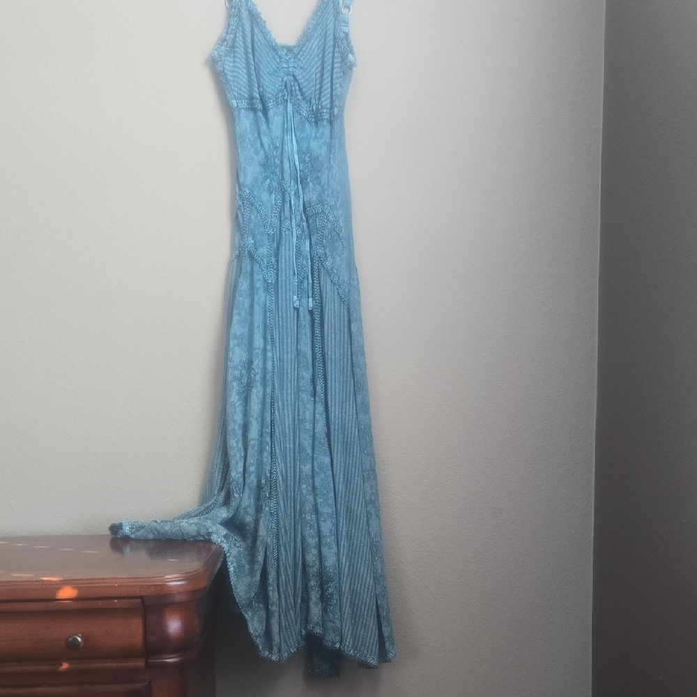 Elegant Blue Maxi Dress